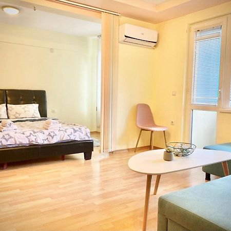 Sunny Central Apartment With Tv & Wi-Fi 旧扎戈拉 外观 照片